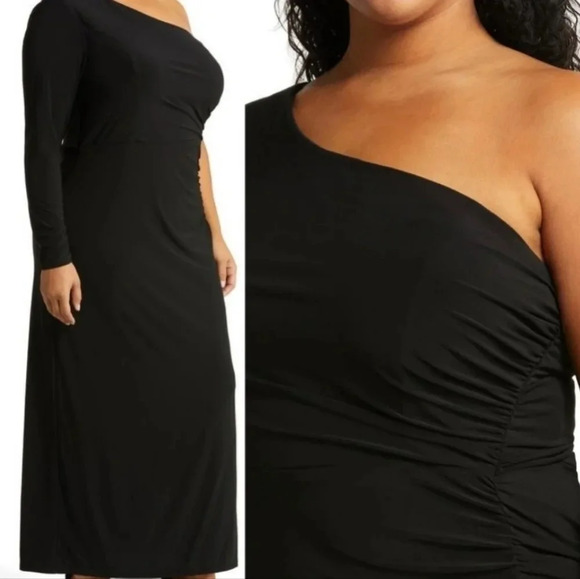 Night Way Collections Gown - Picture 1 of 2